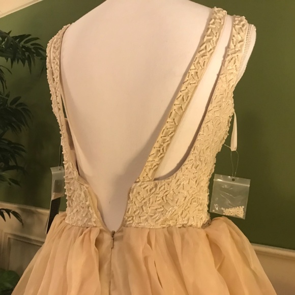 Formal evening Ball gown dress - Picture 8 of 11